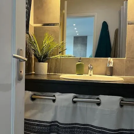 Appartamento 45m2 Proche Centre-ville De *